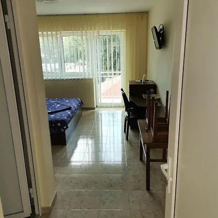 Vila Fanel Guest house *
