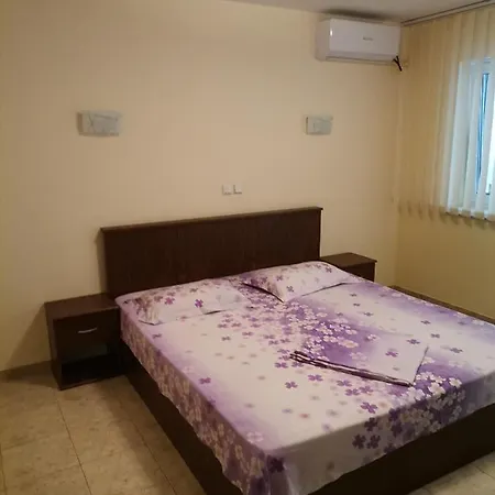 Guest house Vila Fanel *
