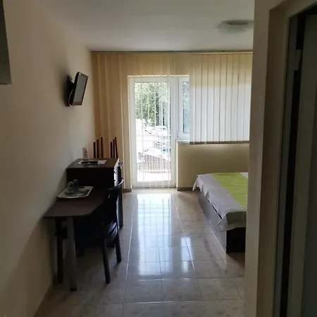 Guest house Vila Fanel *